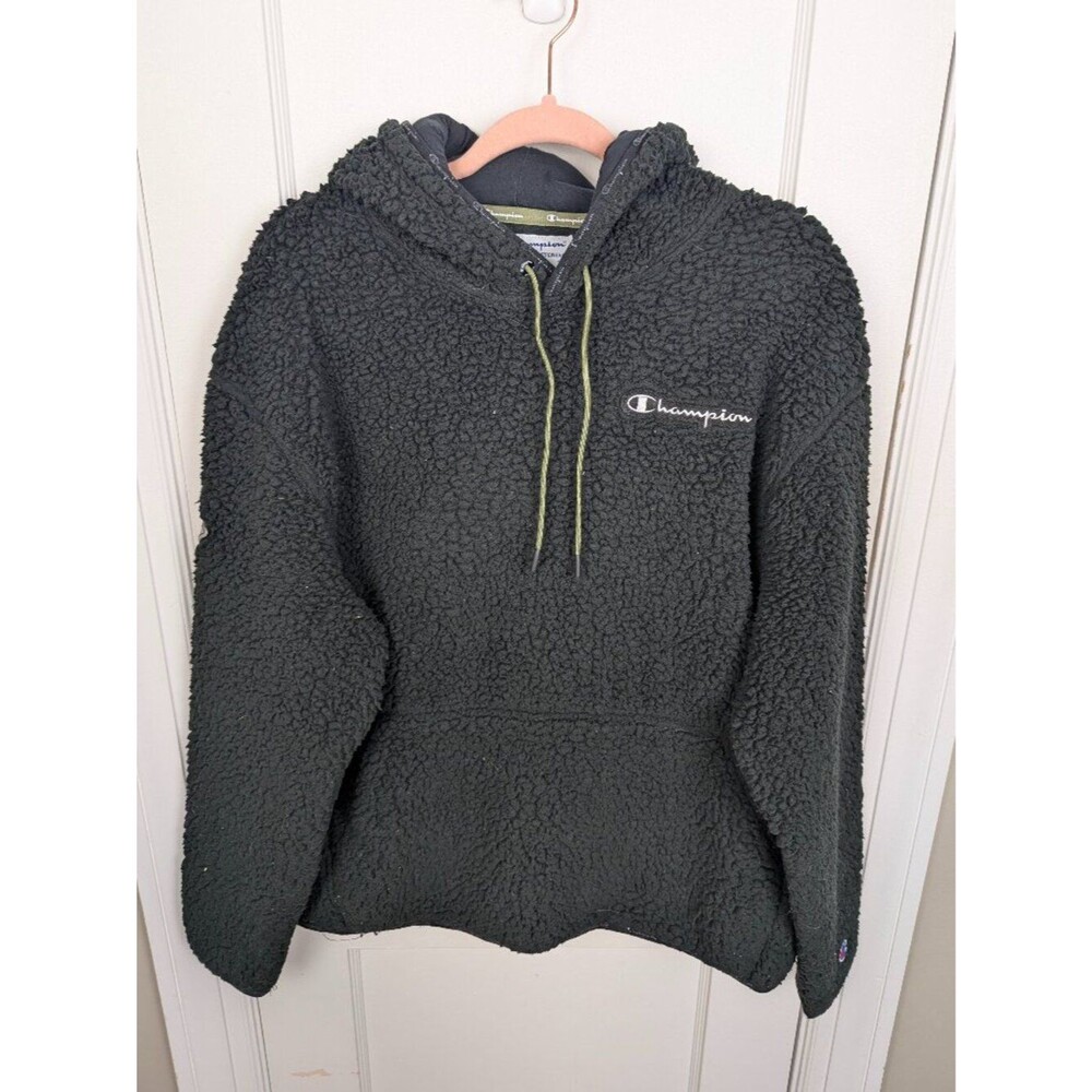 Champion Sherpa Fleece Hoodie – Size L